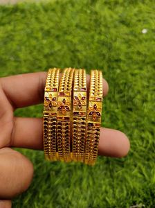 Golden Bangles - Set of 4