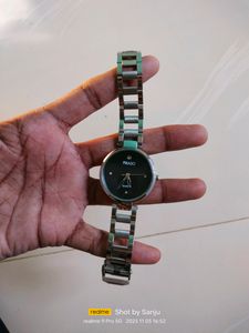Girls Watch Black Pira