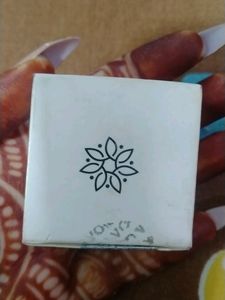 Bella Vita Organic C Glow Face Cream