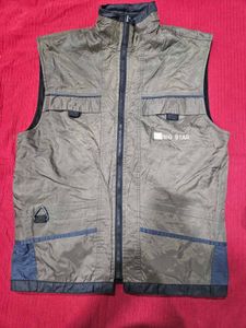 Men’s Olive Green Utility Sleeveless Jacket