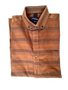 Men Slim Fit Solid Plain Shades of Brown Color