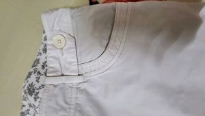 Chic White Cuffed Shorts Never Used