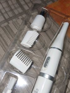 BOMBAE Eyebrow &amp; Face Trimmer