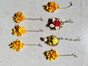 Floral Maang Tikka Set