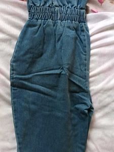 Stylish Blue Pegged Jeans