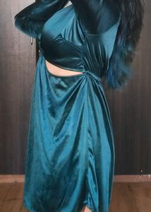 Elegant Emerald Green Cutout Dress
