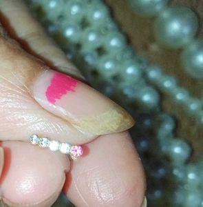 Beautiful New Shainging ✨💎 Stone Stude