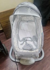 Mastela 3-in-1 Deluxe Baby Bassinet