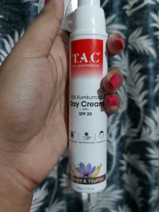 Tac 10% Kumkumadi Day cream Spf20