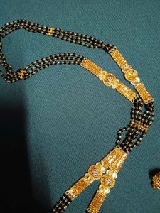 Elegant Gold Mangalsutra Set