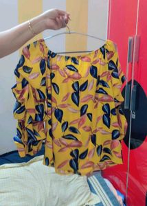 Off Sholder Top