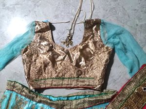 Elegant Lehenga Choli 💙