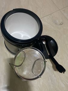 Milton Steel And Hot  Lunch Box