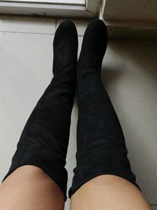 Black Velvet Boots