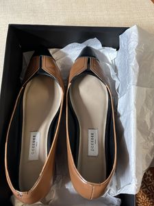 OCEEDEE Cap-Toe Flats