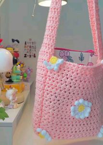 Pink Crochet Daisy Bag