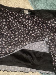 H&amp;M Floral Mini Skirt