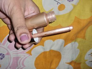 Swiss Beauty Liquid Highlighter – Shade 02 Gold