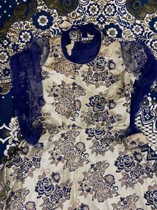 BEAUTIFULL NAVY BLUE GOUNE