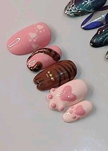 Cat Nails