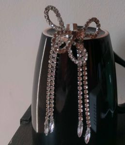 Sparkling Rhinestone bow earring