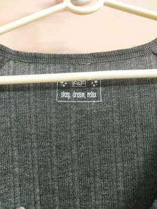F&amp;F Women&#39;s Grey Top
