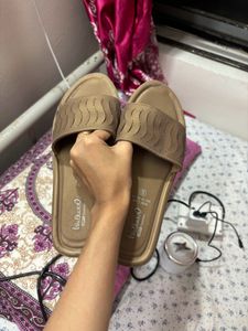 Walkaroo Brown Slides - Size 5