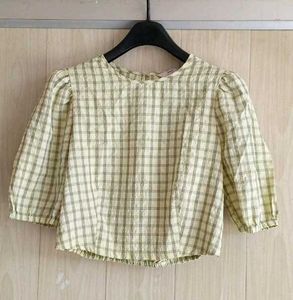 Gingham Puff Sleeve Top