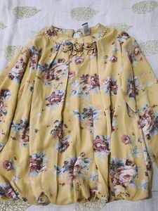 WOMEN TOP