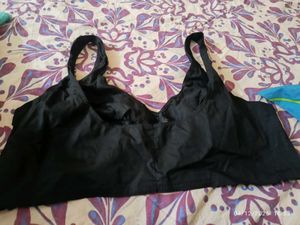 42 size front hook  Comfortable Black Bra