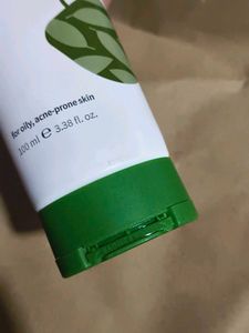 Plum Green Tea Face Wash