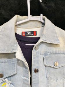Stylish Denim Jacket With Crop Top