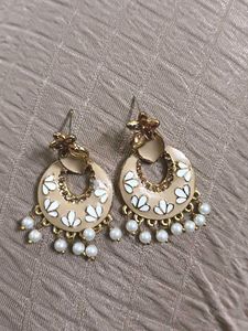 Floral Earrings with Pearls