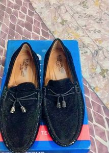 Stylish Velvet Loafer