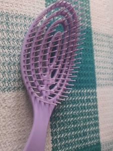 Detangling Combs