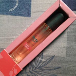 Plum BodyLovin&#39; Eau de Parfum- Feeling So Rose