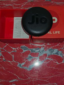 JioFi JMR815 Wireless 150 Mbps Data Card Call
