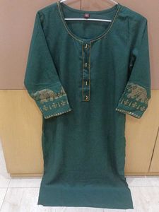 Exclusive Rayon Cotton Foil-Printed Kurta Set