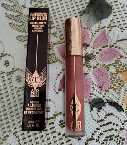 Charlotte Tilbury Airbrush Lip Blur