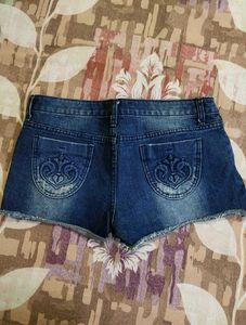 Women&#39;s Denim Shorts (USED)