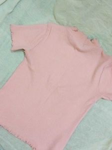 Peach coloured crop tshirt