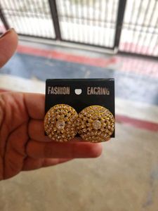 Sparkling Gold Stud Earrings