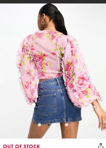 Floral Ruffle Crop Top