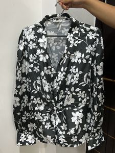 Floral Print V Neck Top