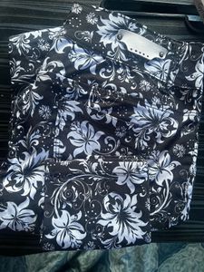 Black Floral Print Jegging Stretchable