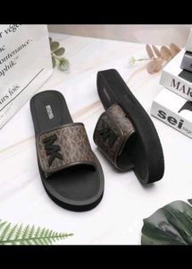 Micheal Kors Slippers