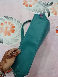 Trendy Hand Bag