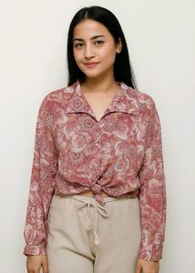 Trendy New Floral Print Tie-Front Blouse