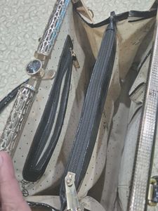 Black Clutch