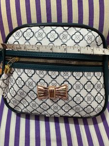 BRAND NEW LADIES SLING BAG